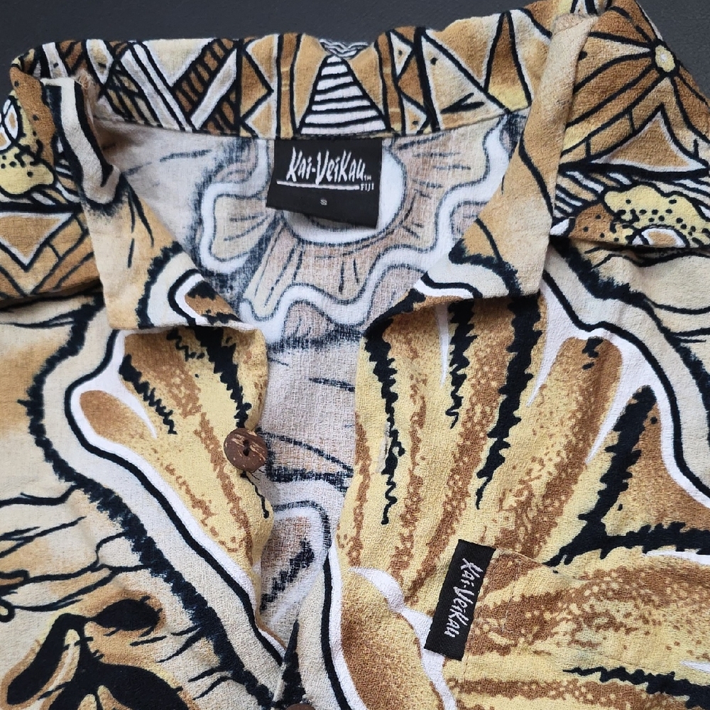 Men's Tan Floral Casual Button-Down Shirt